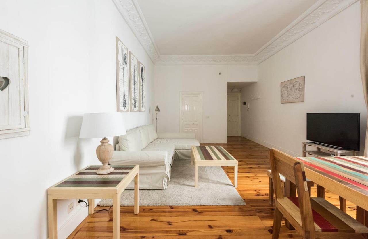 Apartamentos Alcala Madrid Exterior photo