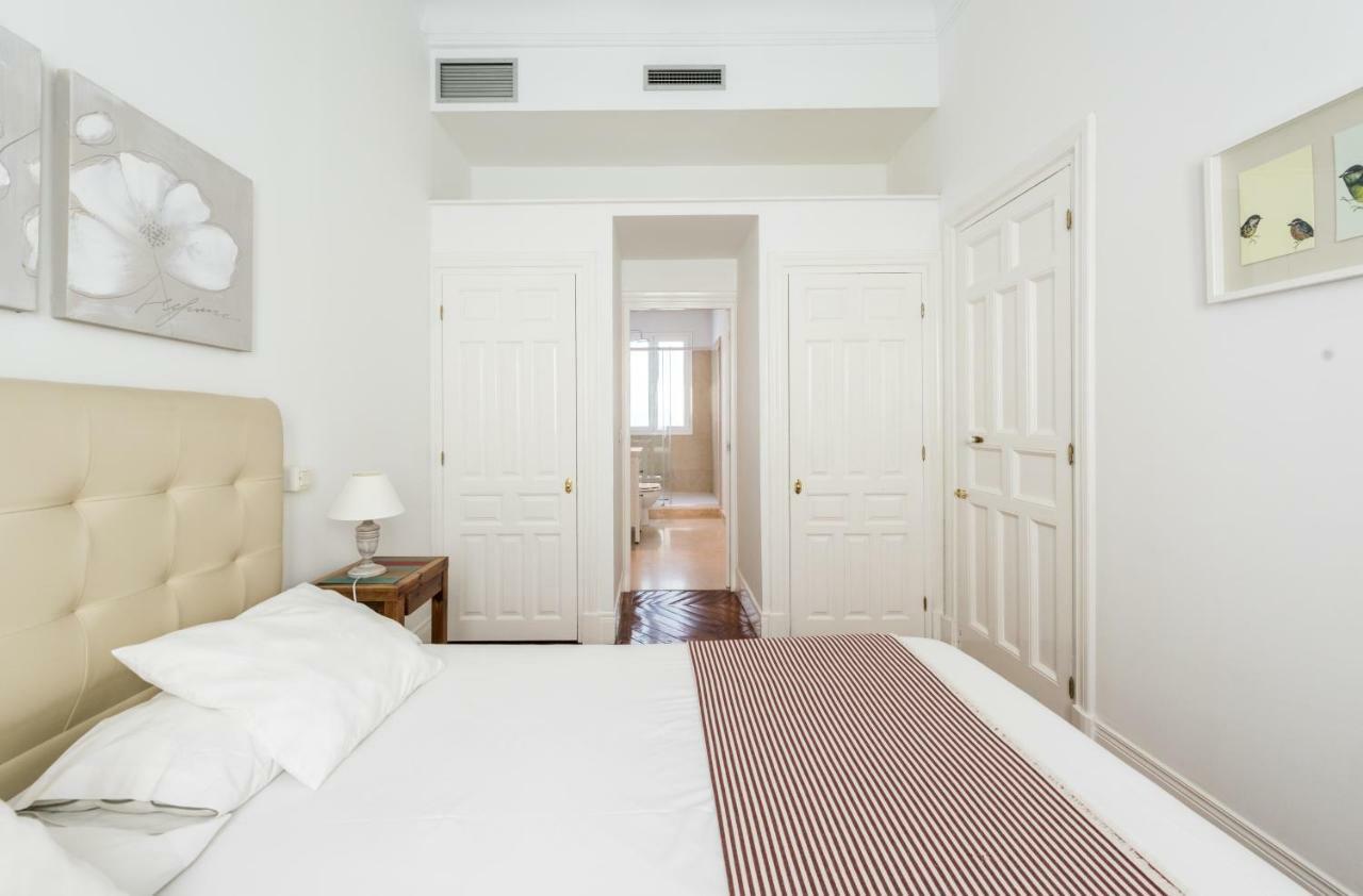 Apartamentos Alcala Madrid Exterior photo