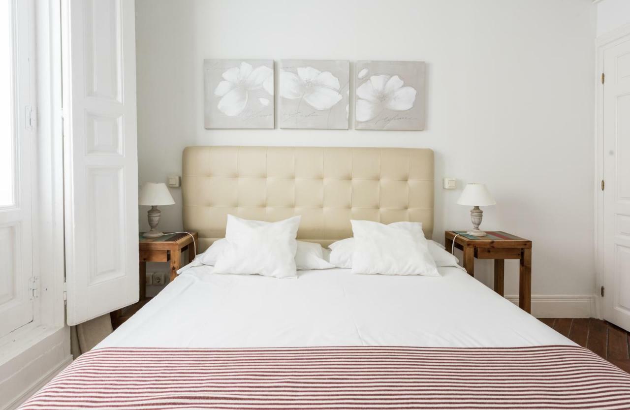 Apartamentos Alcala Madrid Exterior photo