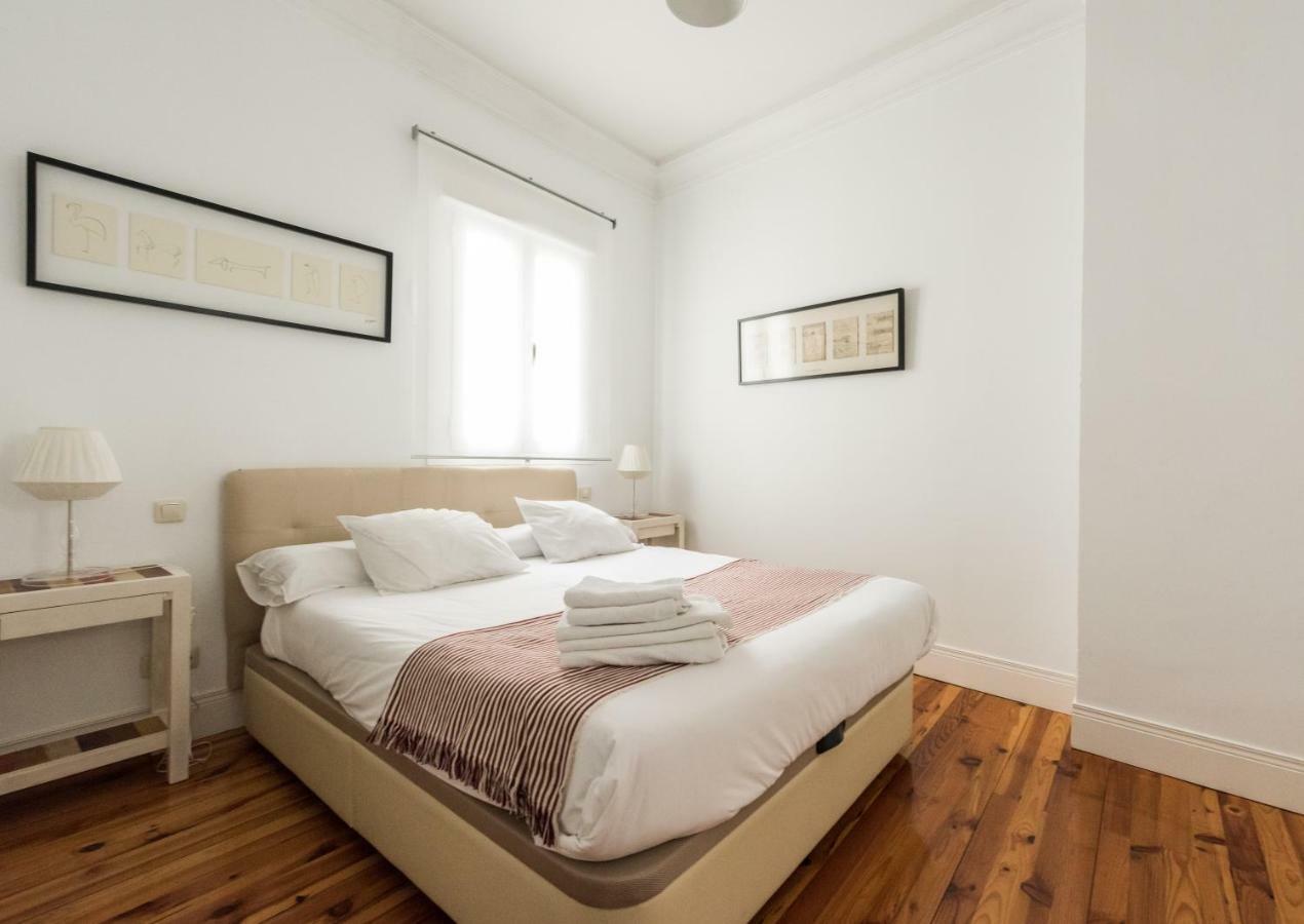 Apartamentos Alcala Madrid Exterior photo