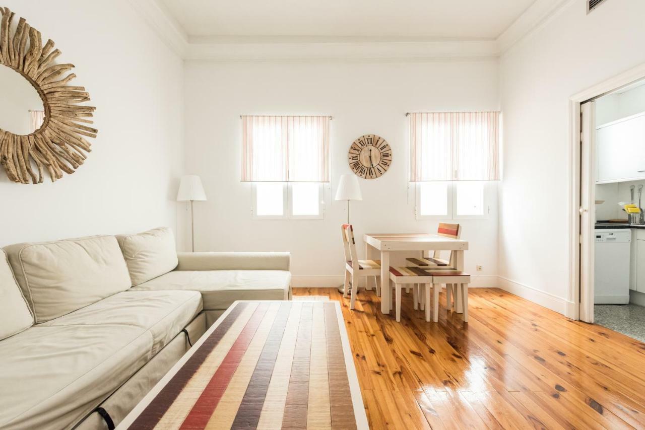 Apartamentos Alcala Madrid Exterior photo